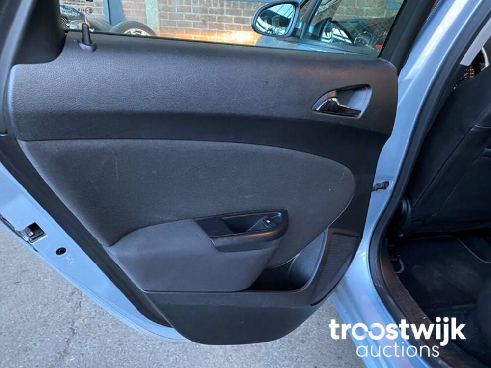 Opel Astra 1.4 Turbo Business Sport+ Auto