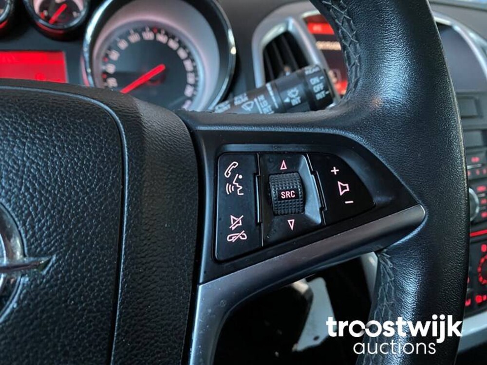 Opel Astra 1.4 Turbo Business Sport+ Auto