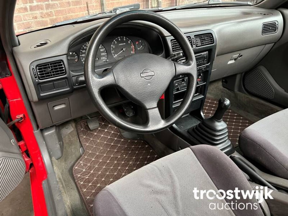 Nissan 100 NX 1.6 Auto