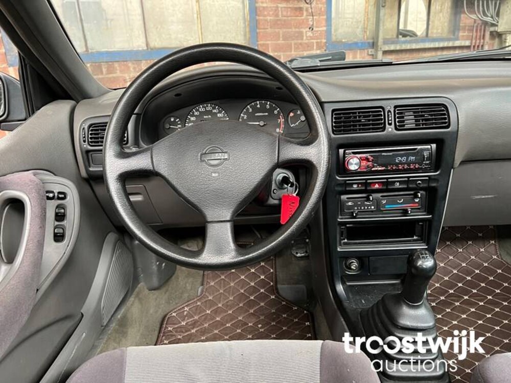 Nissan 100 NX 1.6 Auto