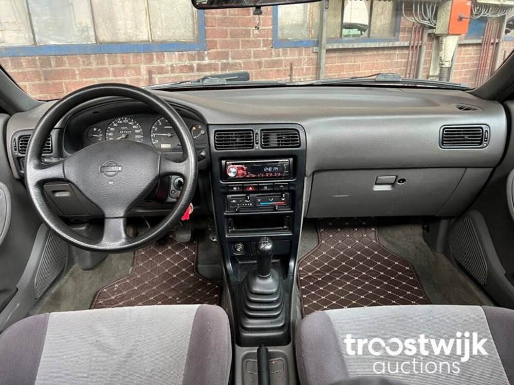 Nissan 100 NX 1.6 Auto