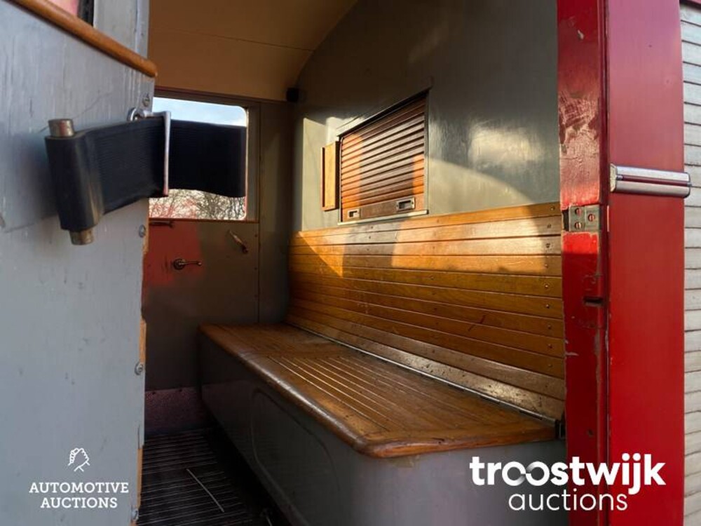 Ford Brandweerauto 3.9 V8 C620 Feuerwehrwagen