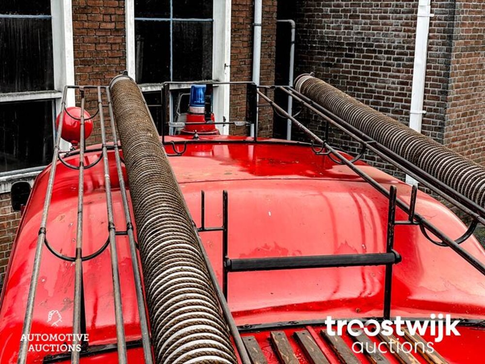 Ford Brandweerauto 3.9 V8 C620 Feuerwehrwagen