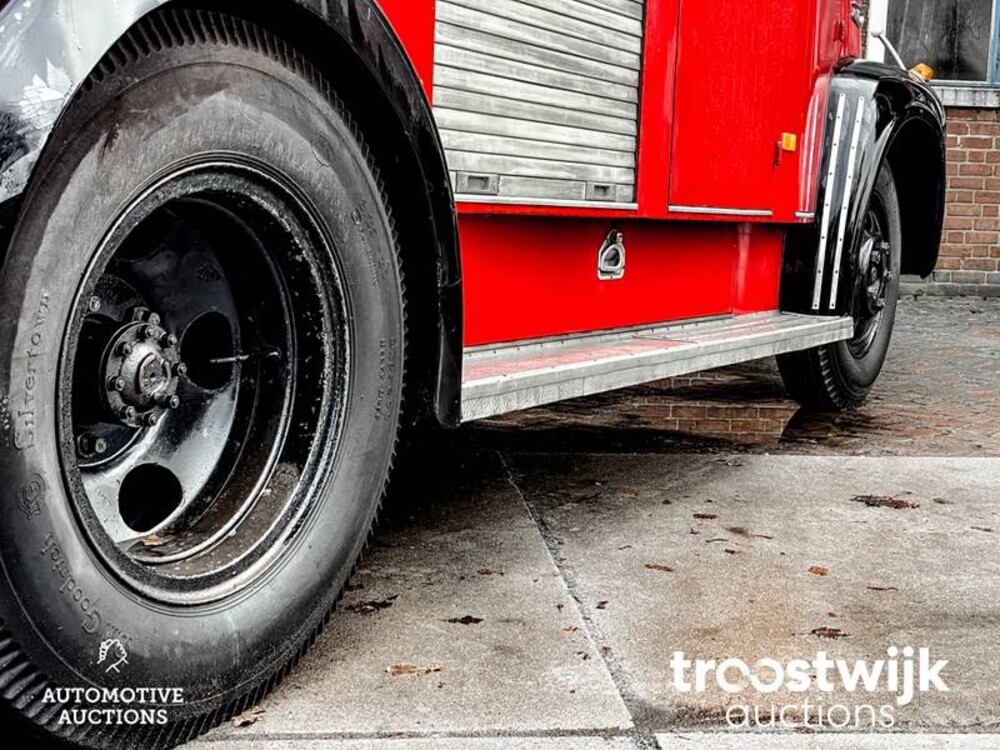 Ford Brandweerauto 3.9 V8 C620 Feuerwehrwagen