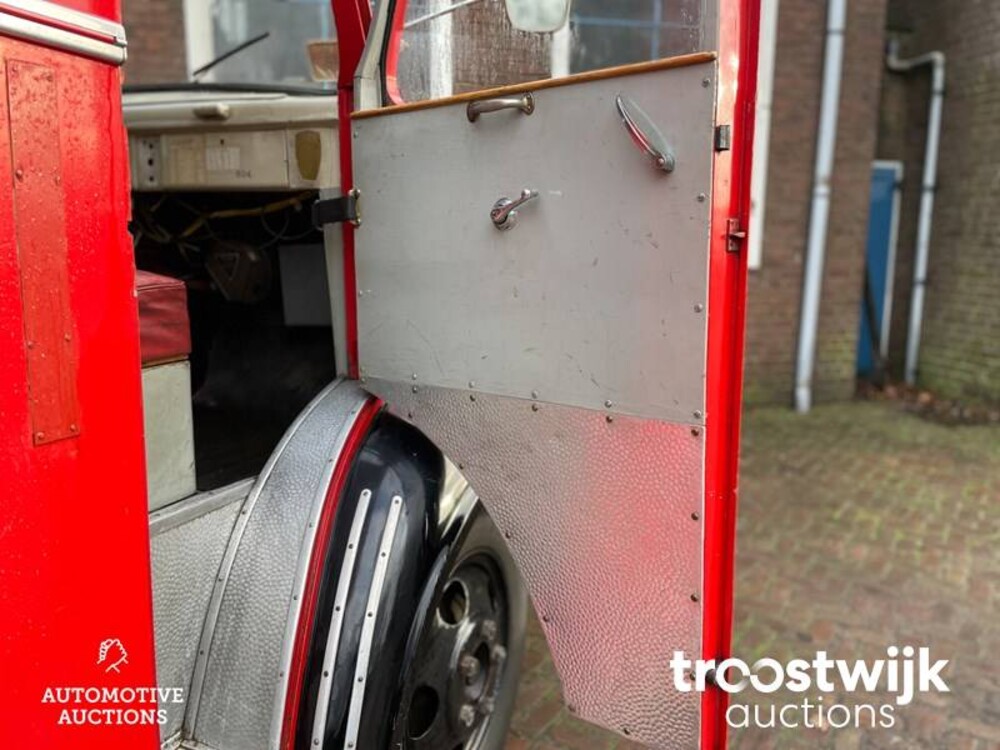 Ford Brandweerauto 3.9 V8 C620 Feuerwehrwagen