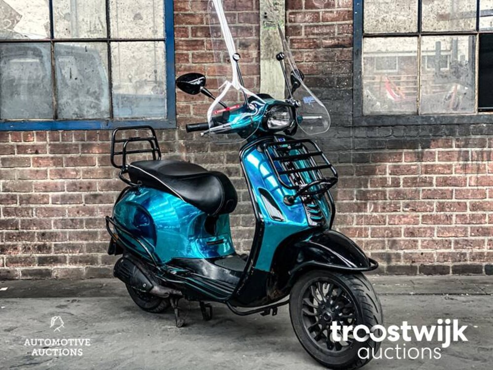 Vespa Vespa Sprint 4T Roller