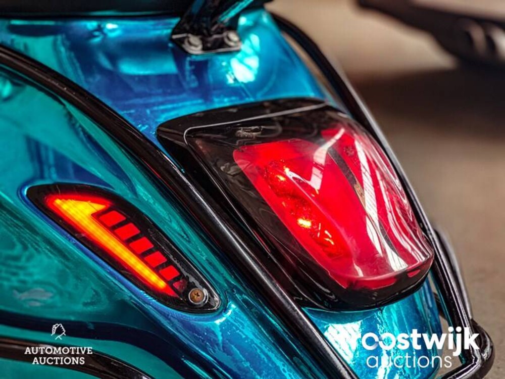 Vespa Vespa Sprint 4T Roller