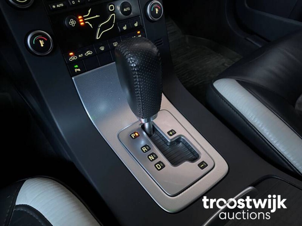 Volvo V70 2.0T R-Edition Auto