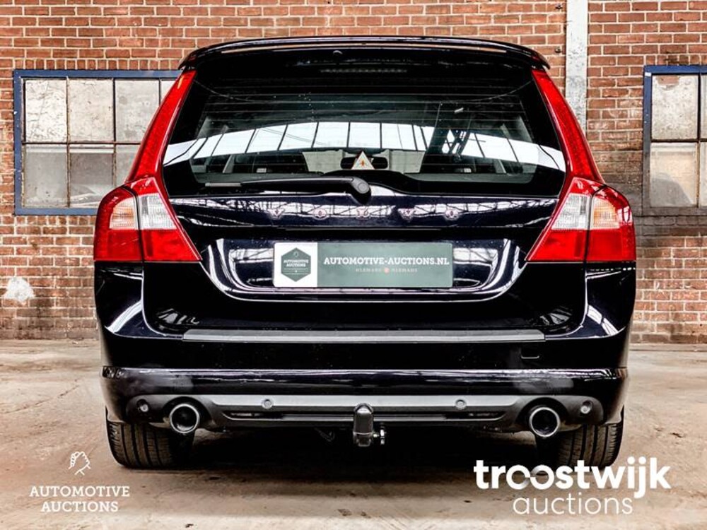 Volvo V70 2.0T R-Edition Auto