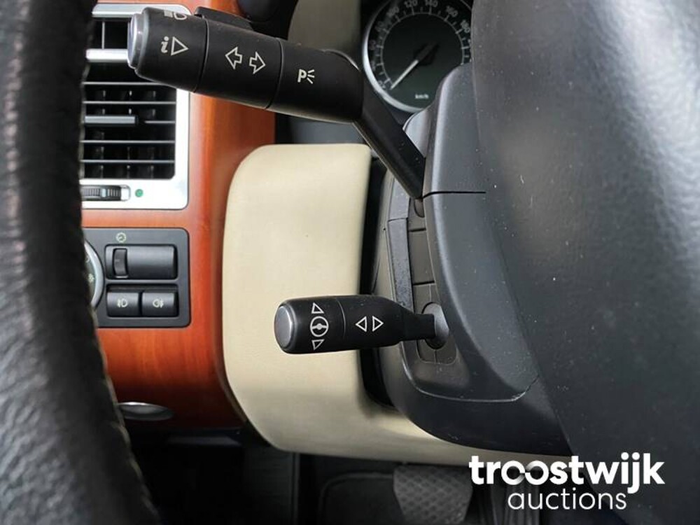 Land Rover Range Rover Vogue 4.4 V8 Auto