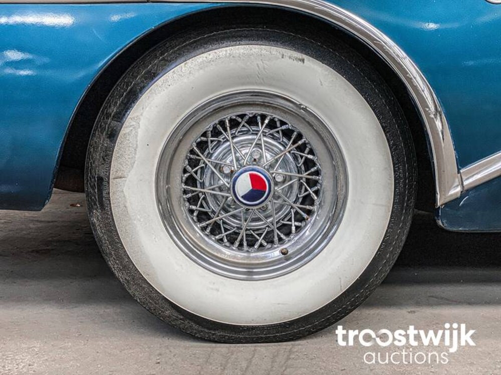 Buick Roadmaster Convertible 76 C V8 Auto