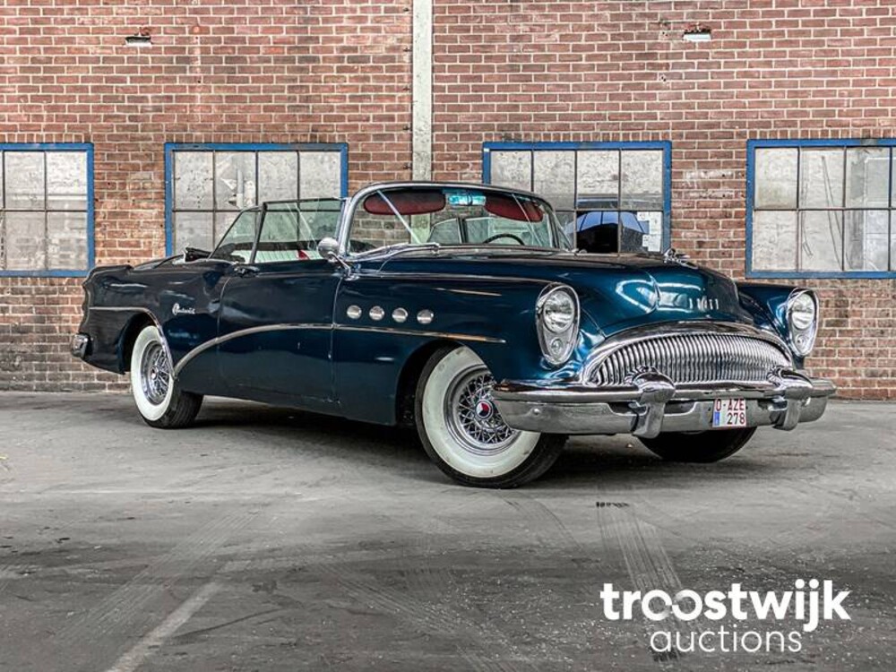 Buick Roadmaster Convertible 76 C V8 Auto
