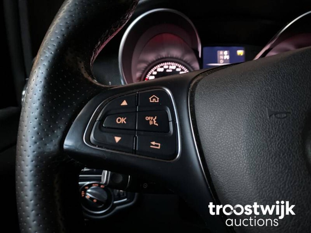 Mercedes-Benz V250 BlueTEC Lang DC V-klasse 190pk 2015, V-678-GH