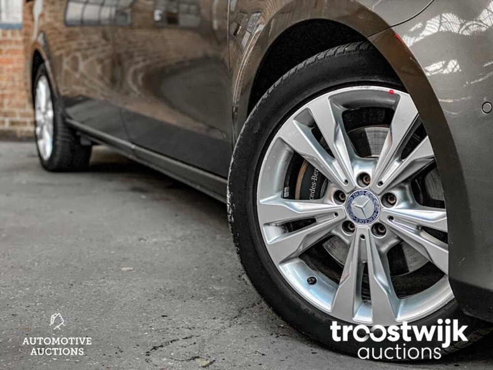 Mercedes-Benz V250 BlueTEC Lang DC V-klasse 190pk 2015, V-678-GH
