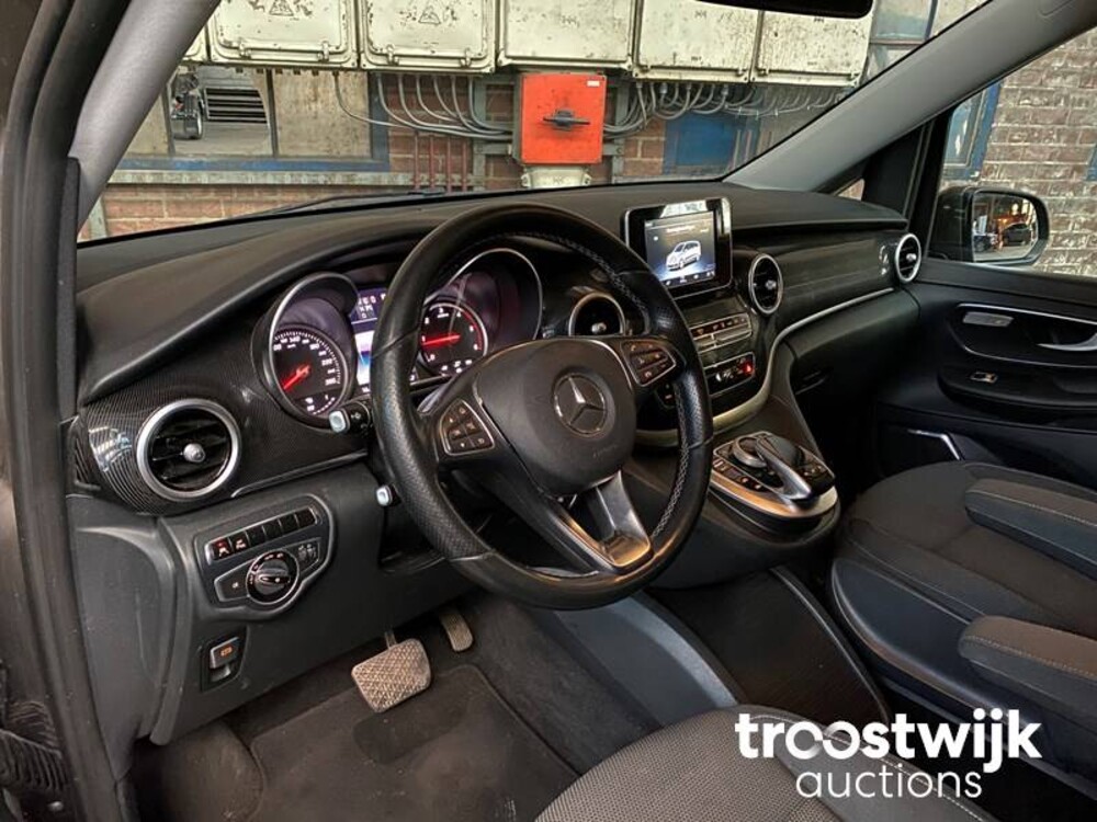 Mercedes-Benz V250 BlueTEC Lang DC V-klasse 190pk 2015, V-678-GH