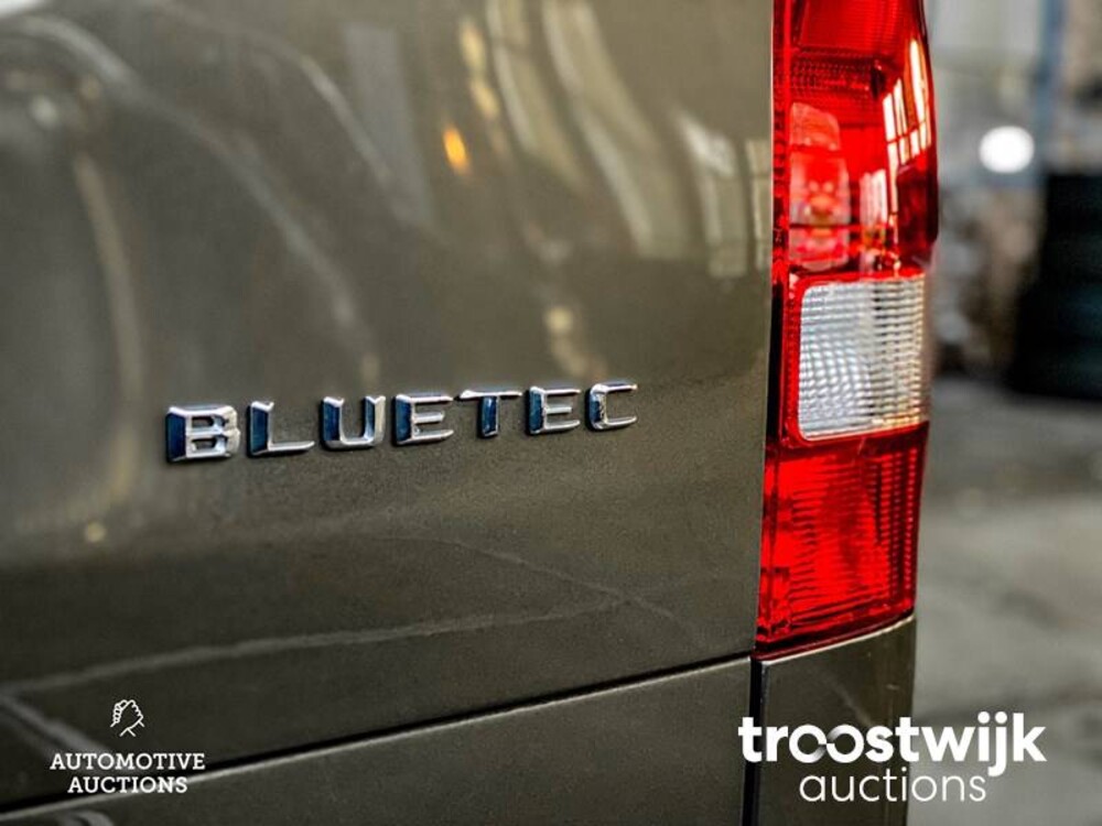 Mercedes-Benz V250 BlueTEC Lang DC V-klasse 190pk 2015, V-678-GH