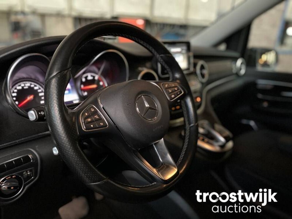 Mercedes-Benz V250 BlueTEC Lang DC V-klasse 190pk 2015, V-678-GH