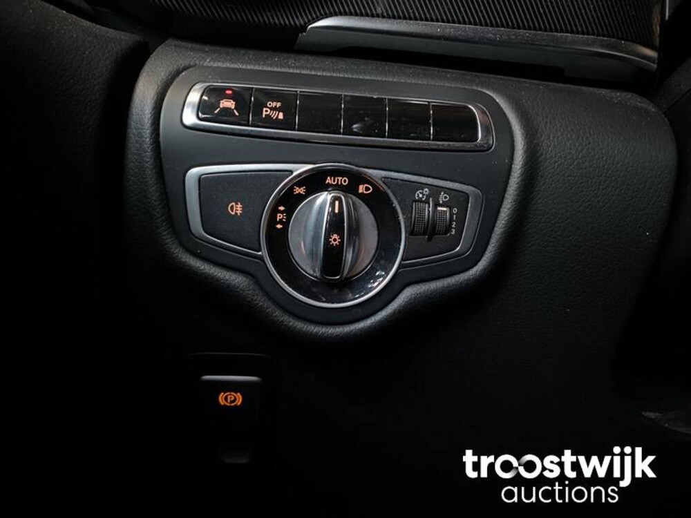 Mercedes-Benz V250 BlueTEC Lang DC V-klasse 190pk 2015, V-678-GH