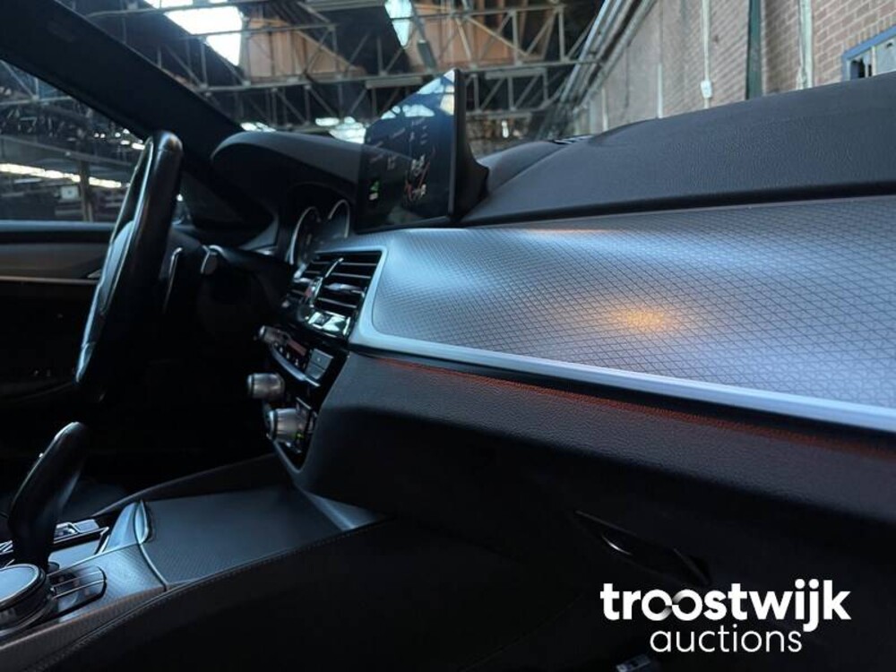 BMW 520d High Executive 5-Serie Touring Auto