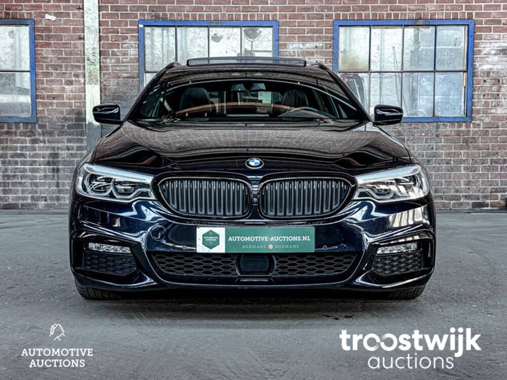 BMW 520d High Executive 5-Serie Touring Auto