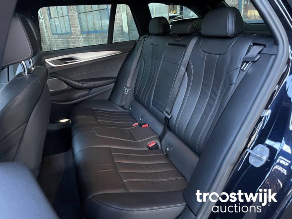 BMW 520d High Executive 5-Serie Touring Auto