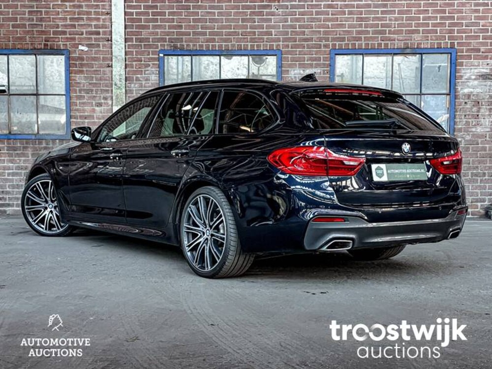 BMW 520d High Executive 5-Serie Touring Auto
