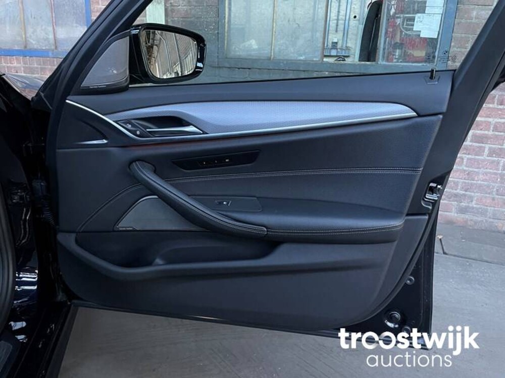 BMW 520d High Executive 5-Serie Touring Auto