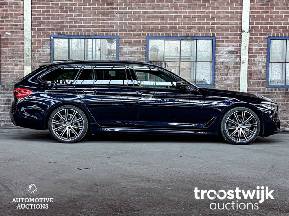 BMW 520d High Executive 5-Serie Touring Auto