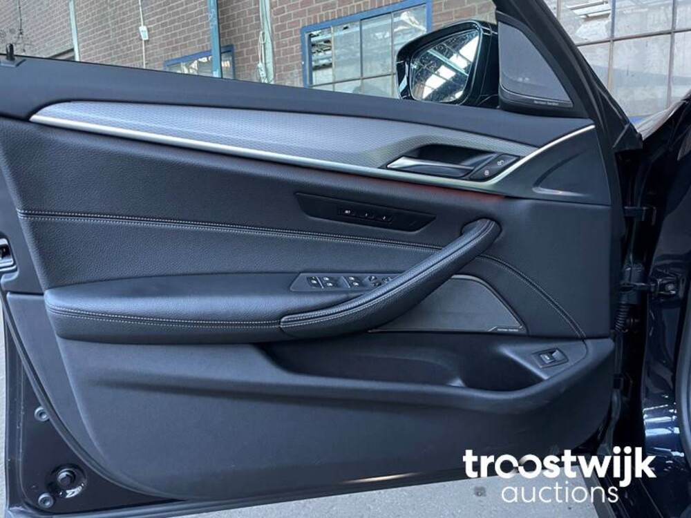 BMW 520d High Executive 5-Serie Touring Auto