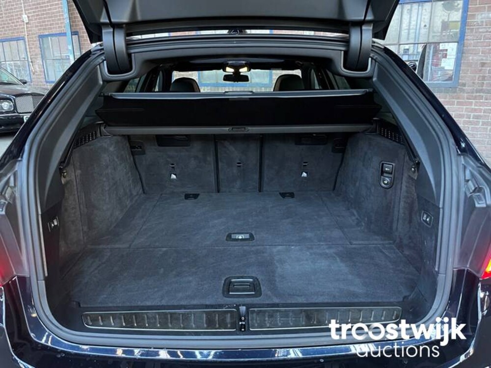 BMW 520d High Executive 5-Serie Touring Auto