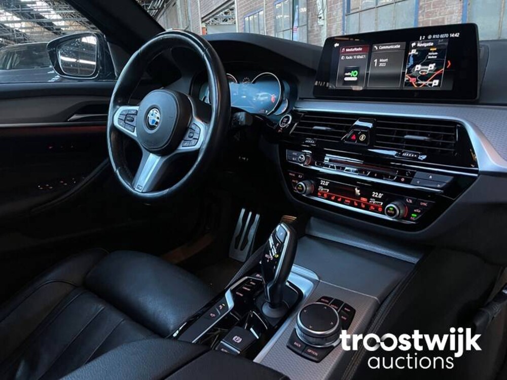 BMW 520d High Executive 5-Serie Touring Auto
