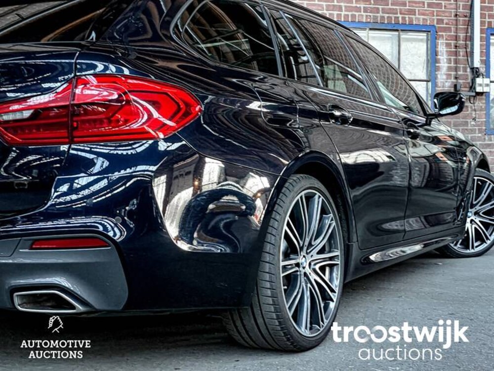 BMW 520d High Executive 5-Serie Touring Auto