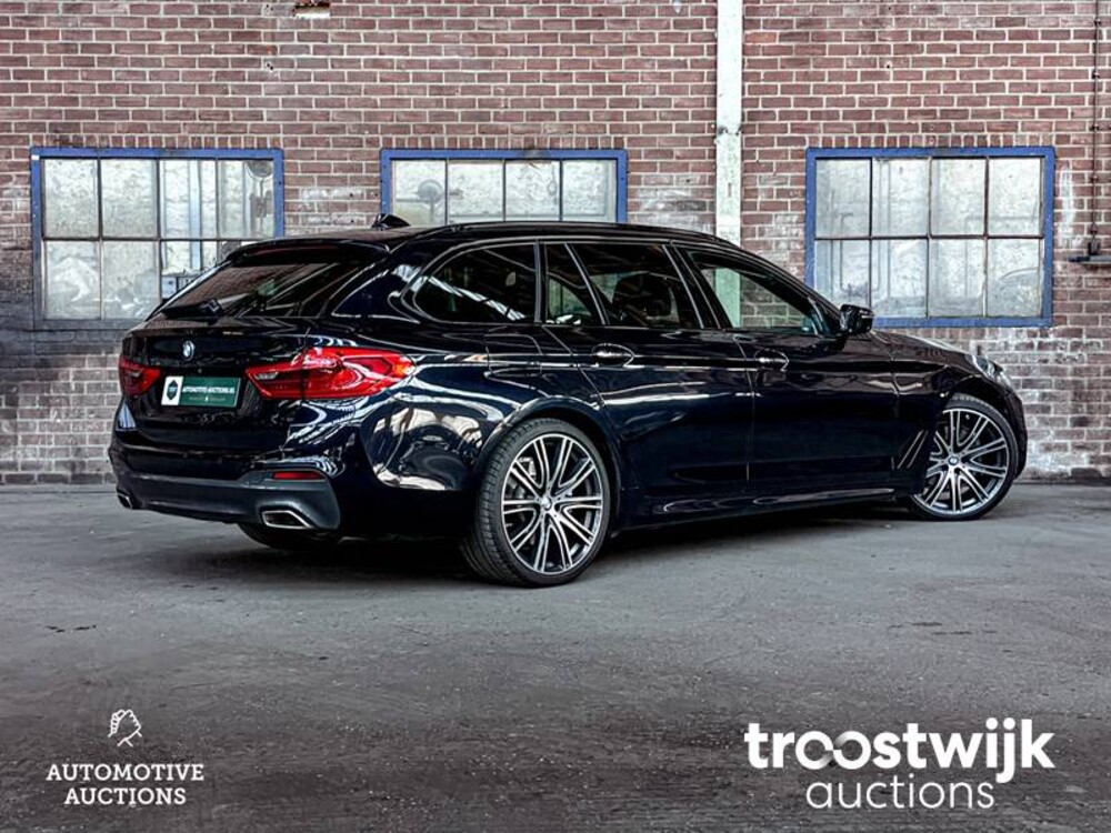 BMW 520d High Executive 5-Serie Touring Auto