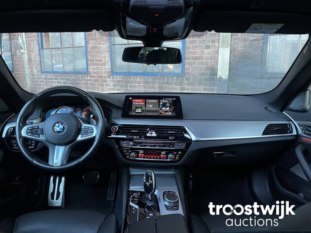 BMW 520d High Executive 5-Serie Touring Auto