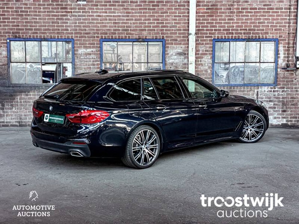 BMW 520d High Executive 5-Serie Touring Auto