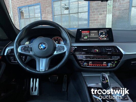 BMW 520d High Executive 5-Serie Touring Auto