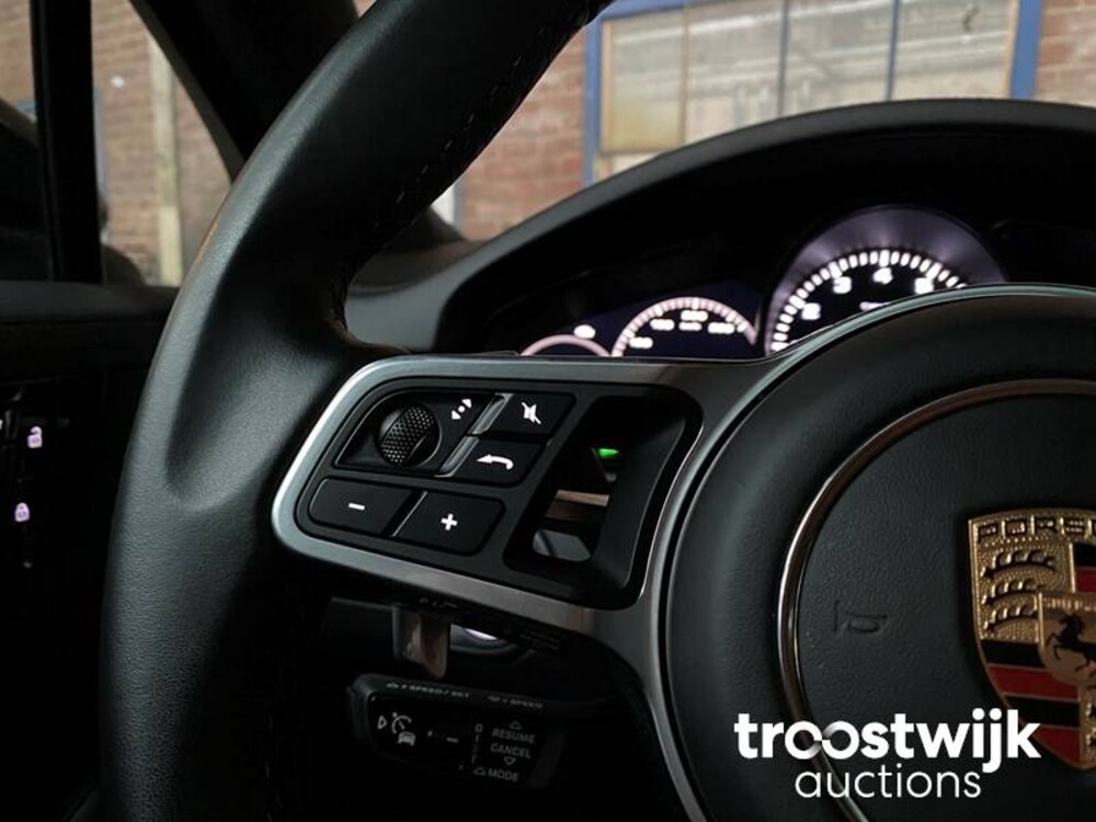 Porsche Cayenne E-Hybrid Coupe 3.0 V6 Auto