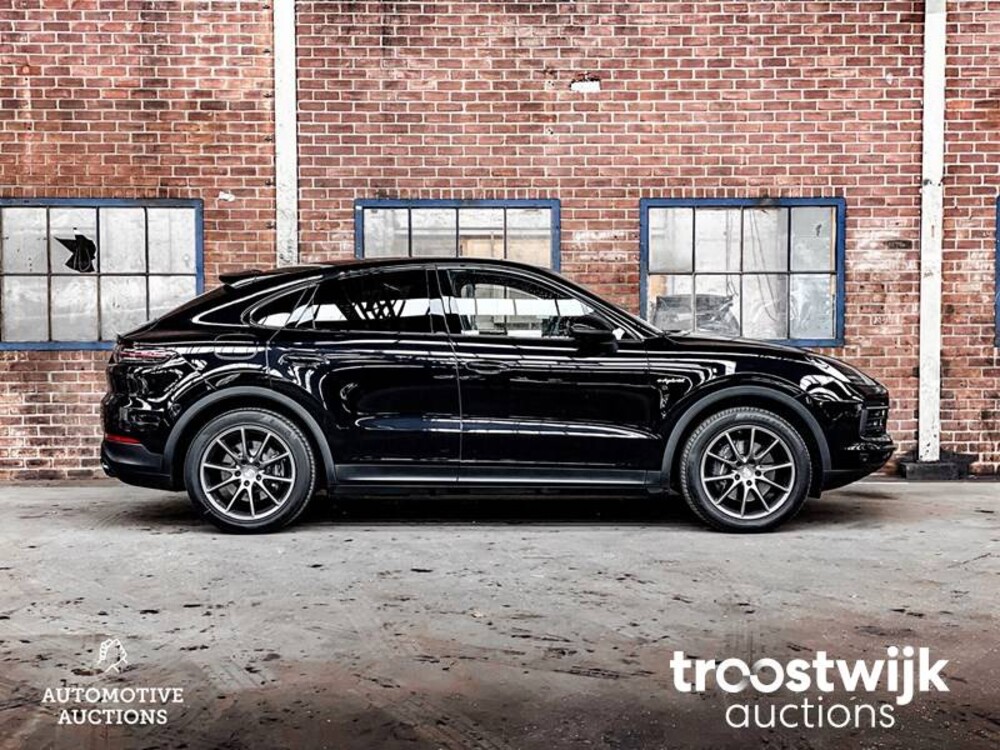 Porsche Cayenne E-Hybrid Coupe 3.0 V6 Auto