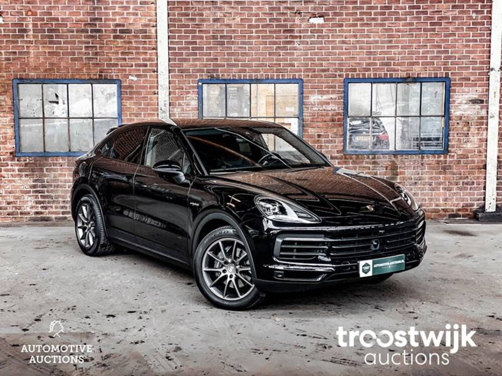 Porsche Cayenne E-Hybrid Coupe 3.0 V6 Auto