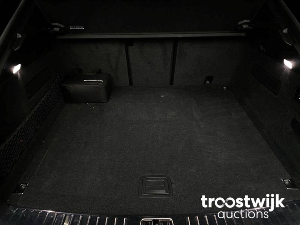 Porsche Cayenne E-Hybrid Coupe 3.0 V6 Auto