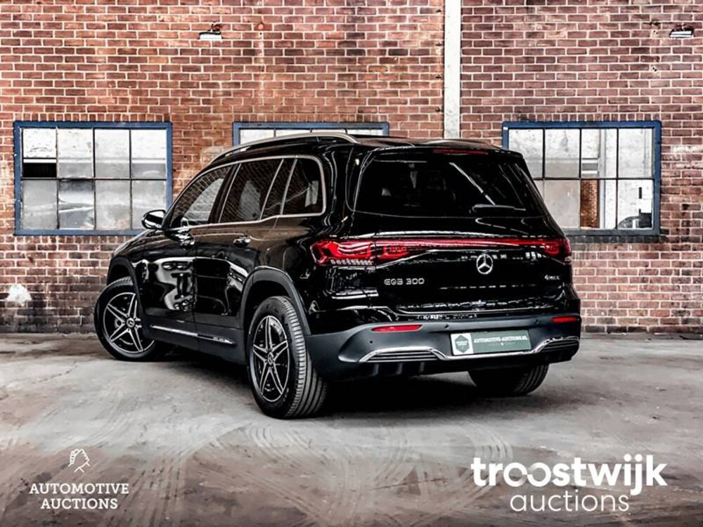 Mercedes-Benz EQB300 AMG 4Matic Auto