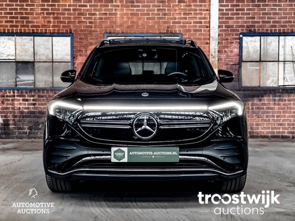 Mercedes-Benz EQB300 AMG 4Matic Auto