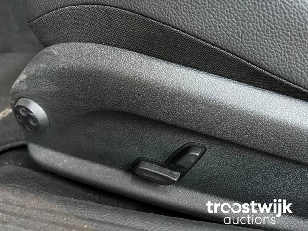 Mercedes-Benz C180 Coupe AMG Premium Plus Auto