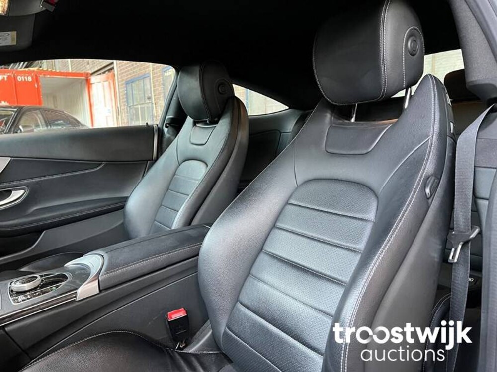 Mercedes-Benz C180 Coupe AMG Premium Plus Auto