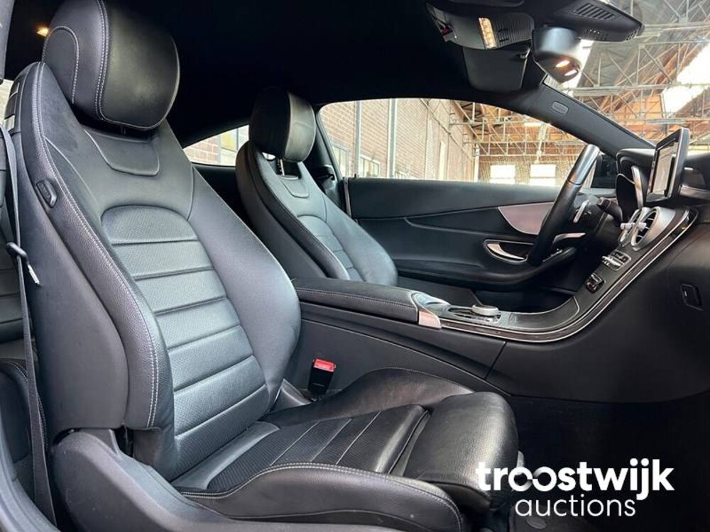 Mercedes-Benz C180 Coupe AMG Premium Plus Auto