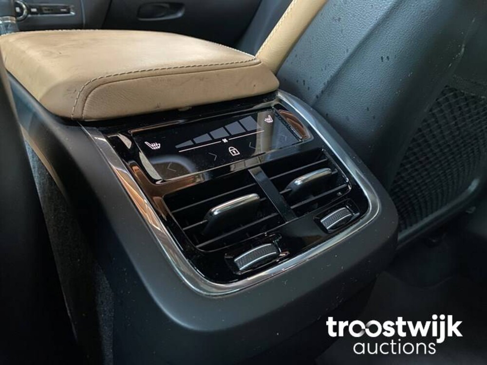 Volvo XC60 D5 2.0 AWD Inscription Auto