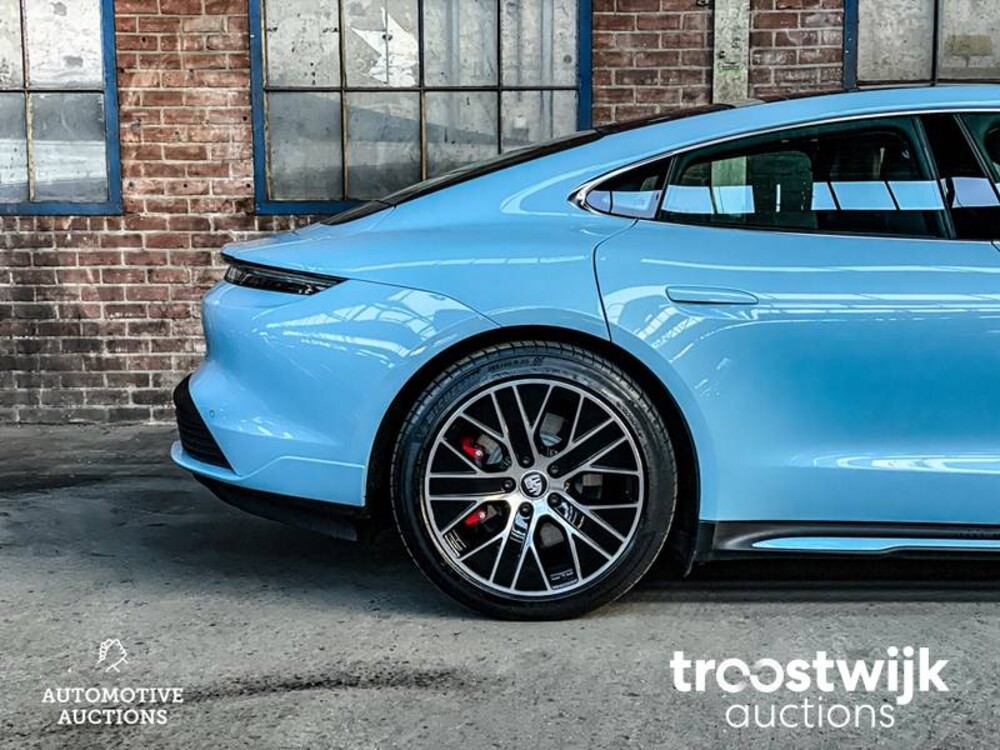 Porsche Taycan 4S Performance 84 kWh Auto