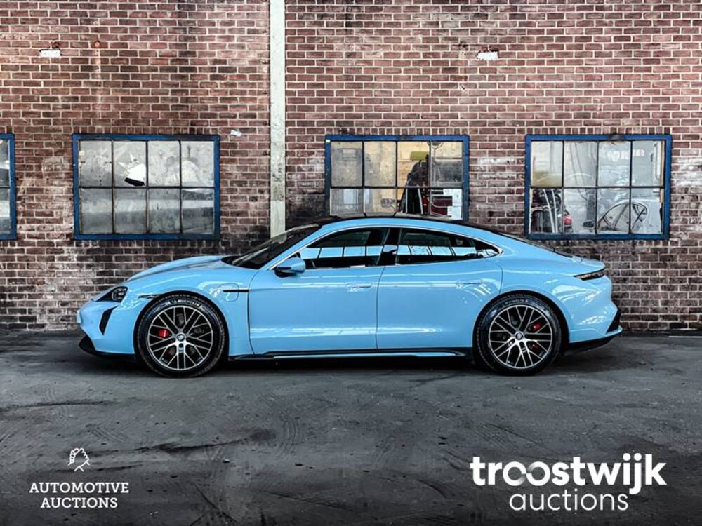 Porsche Taycan 4S Performance 84 kWh Auto