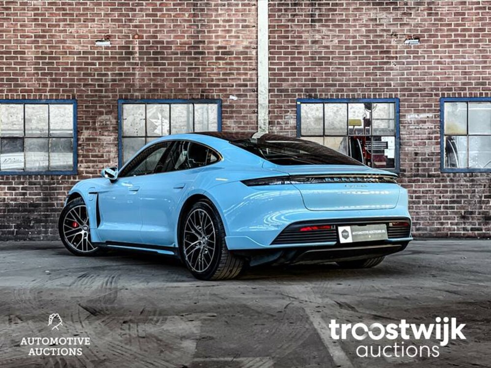 Porsche Taycan 4S Performance 84 kWh Auto