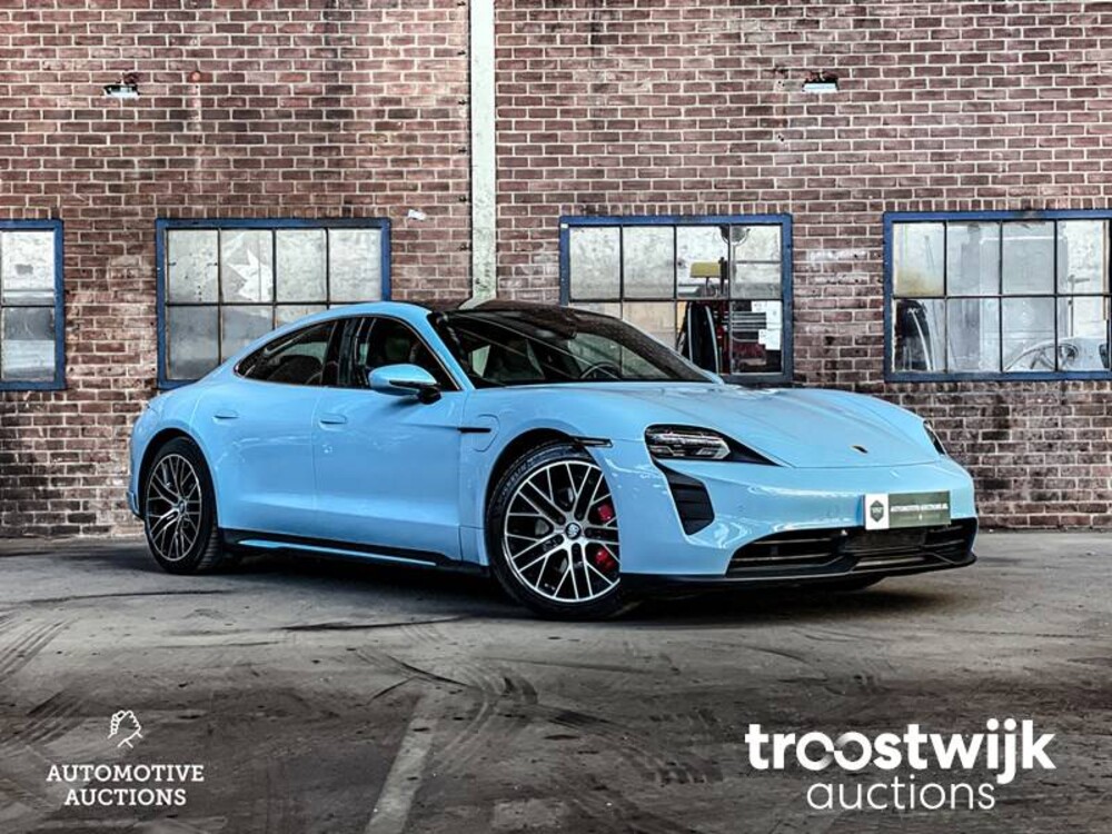 Porsche Taycan 4S Performance 84 kWh Auto